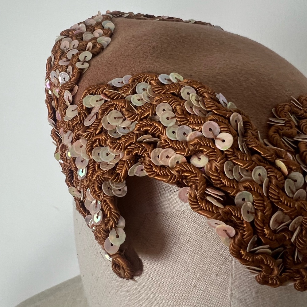 1950’s 50s Vintage Elegant Brown Wool Felt Sequin Sequined Soutache Women's Hat - Picture 15 of 16